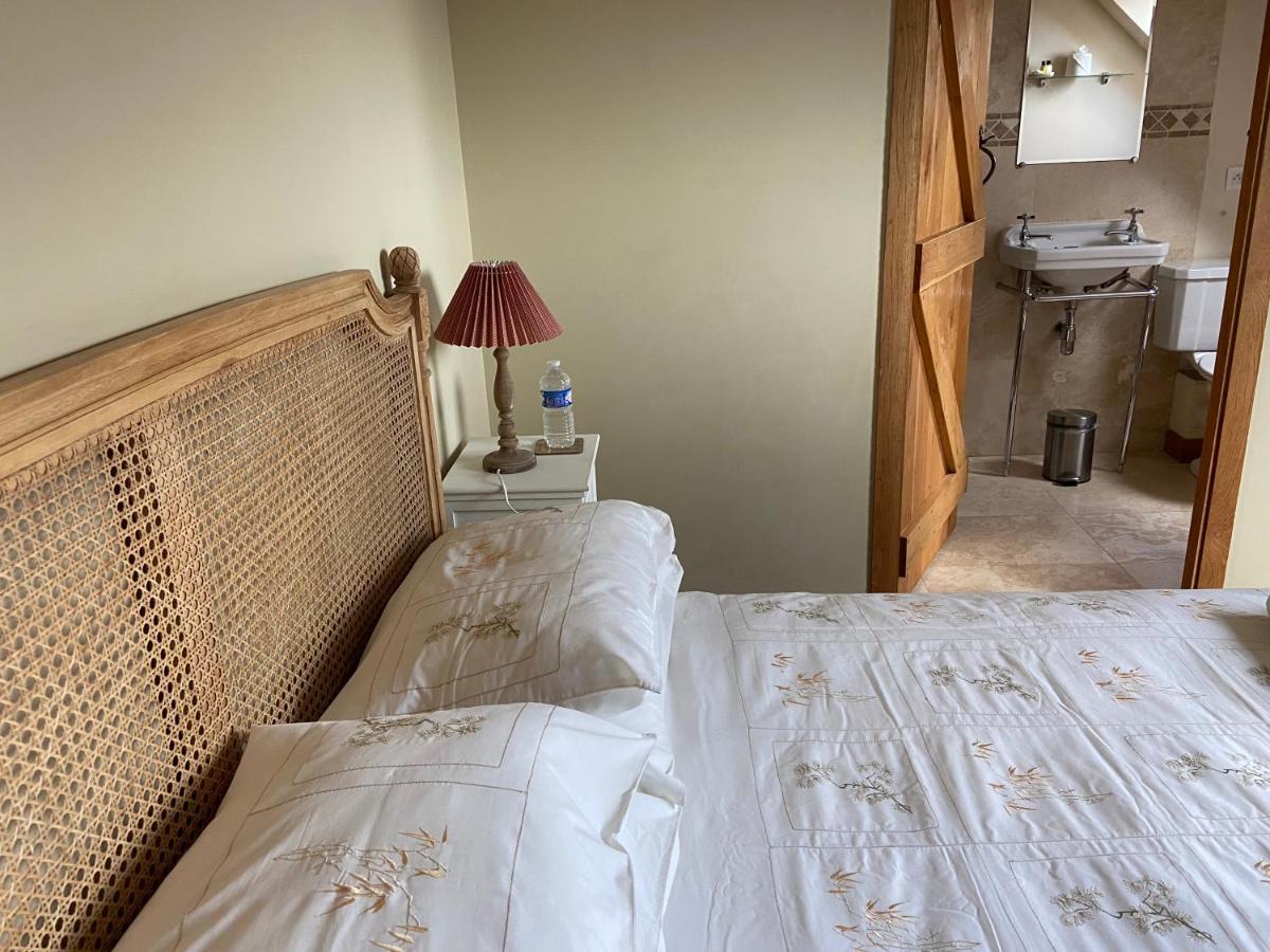 Longere Ville Voisin - Chambre D'Hote Augan Dış mekan fotoğraf