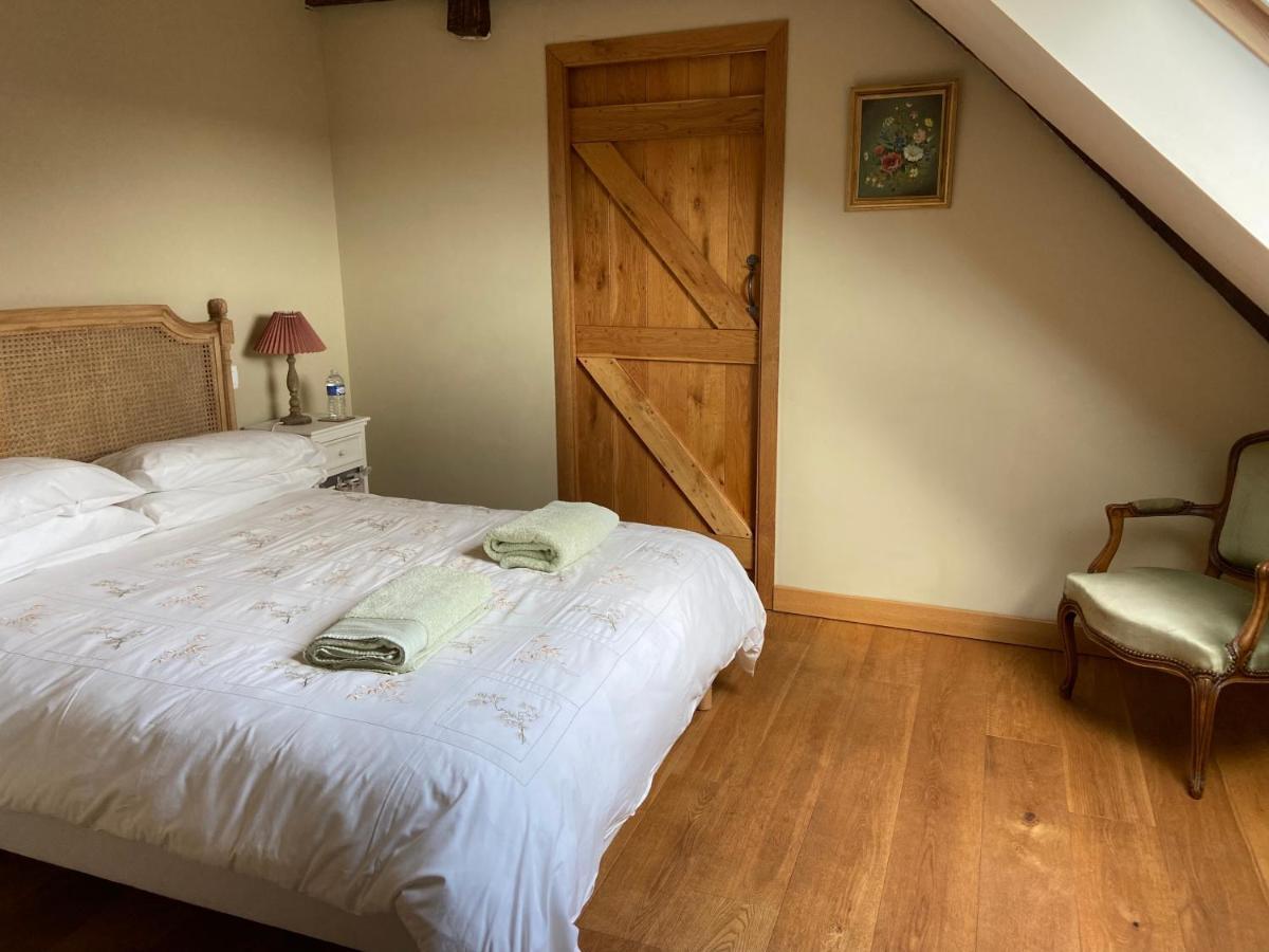 Longere Ville Voisin - Chambre D'Hote Augan Dış mekan fotoğraf